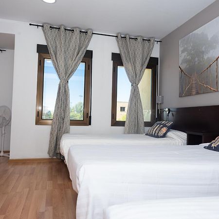 Hostal Venta De Valcorba Soria Eksteriør bilde