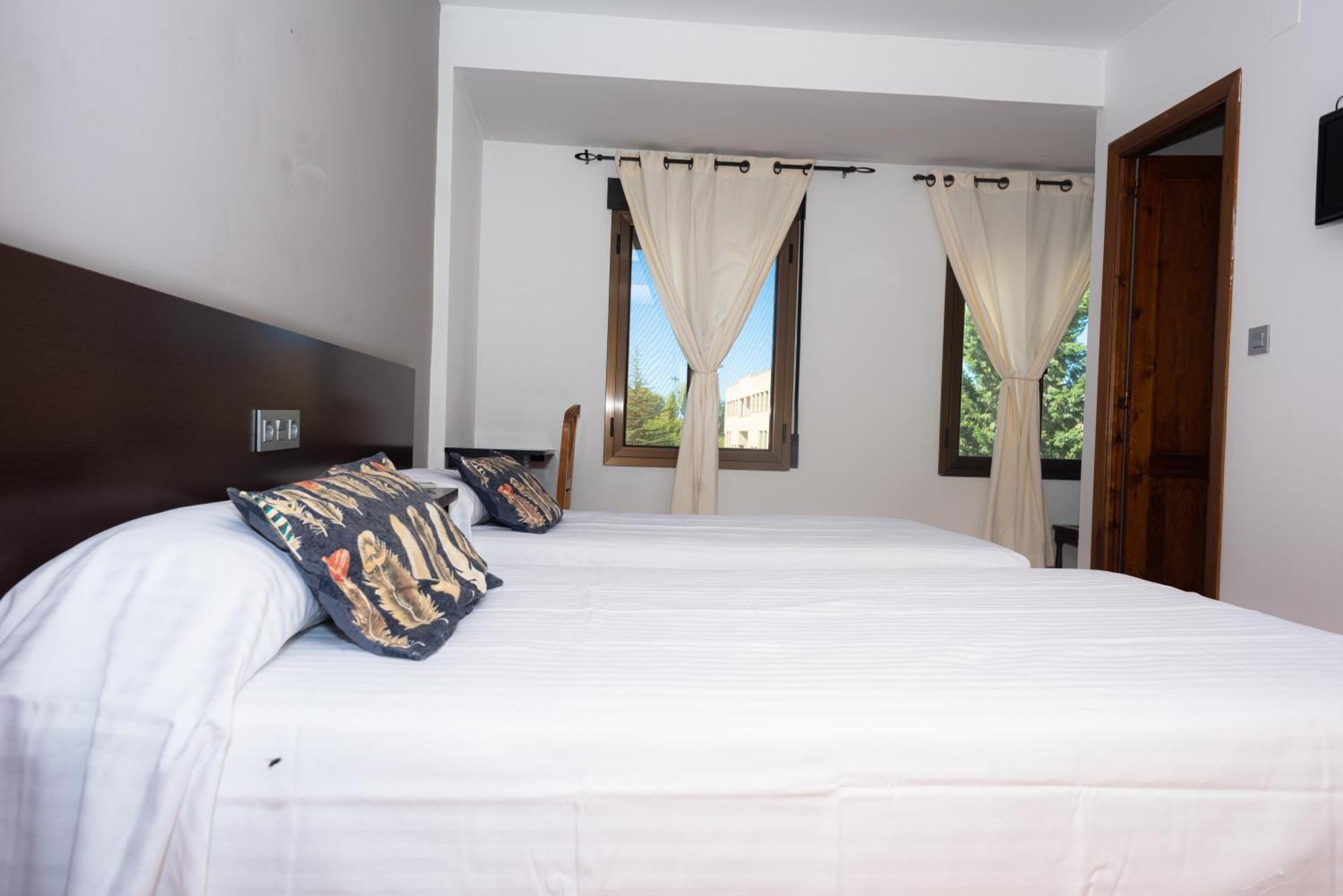 Hostal Venta De Valcorba Soria Eksteriør bilde