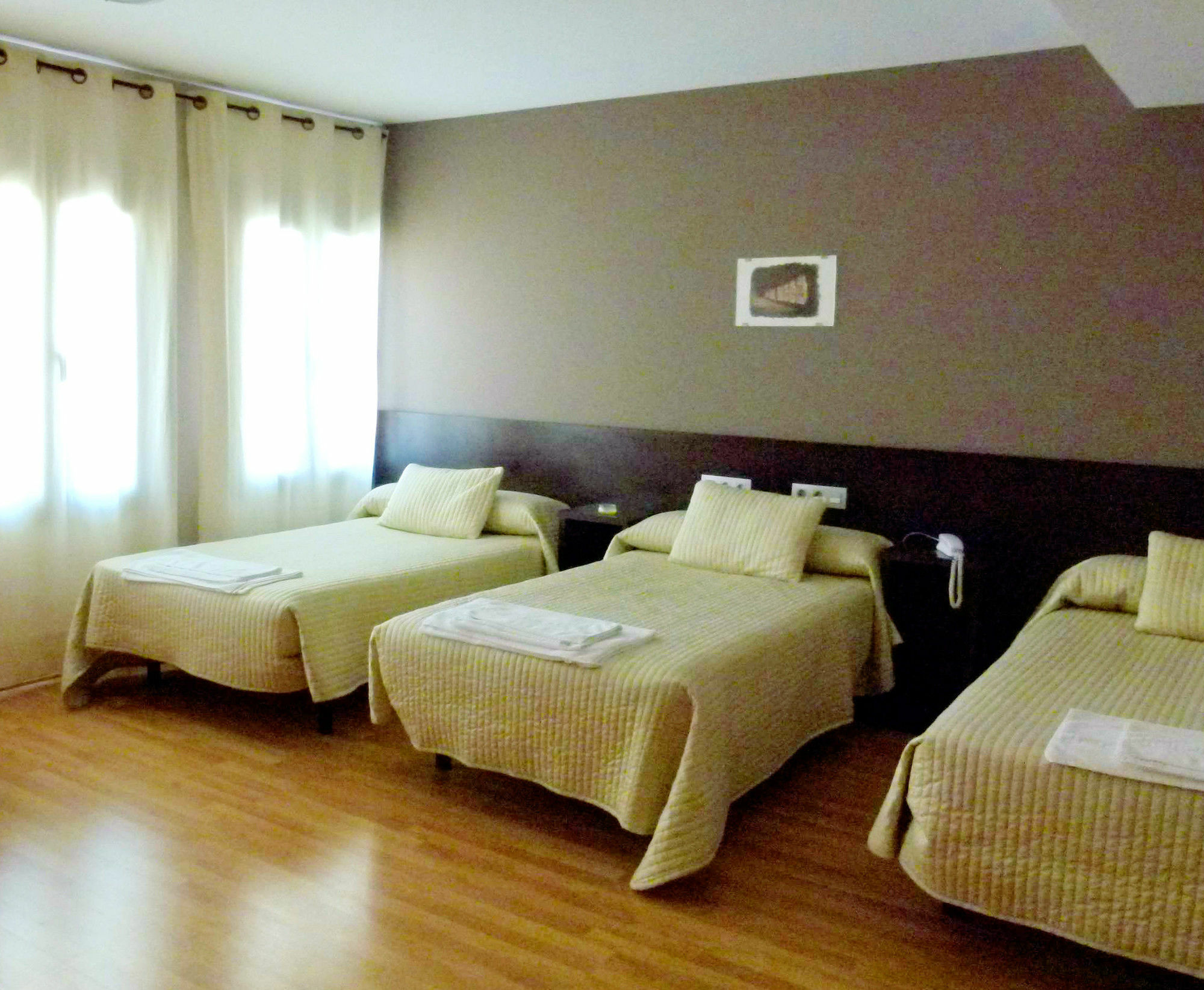 Hostal Venta De Valcorba Soria Eksteriør bilde